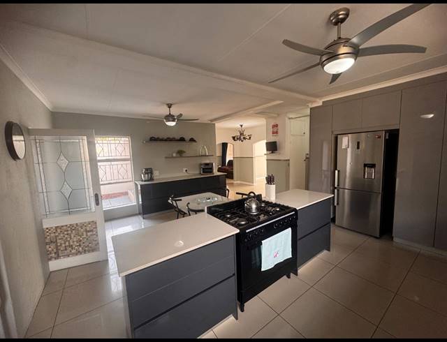 4 BEDROOM HOUSE FOR SALE IN VERWOERDPARK